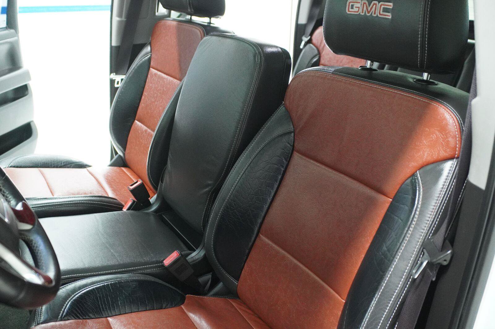 Used 2017 GMC Sierra 1500 SLE w/ SLE Value Package RWD image 9