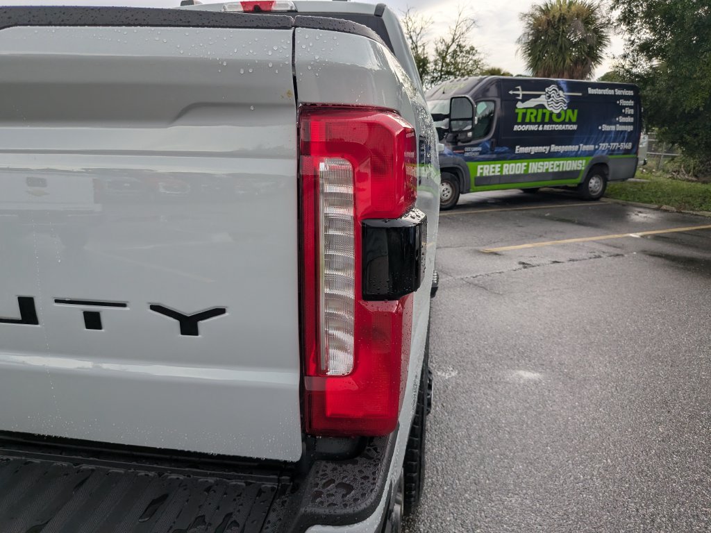 New 2026 Ford F250 Lariat w/ Black Appearance Package AWD/4WD image 11