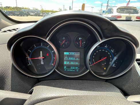 Used 2014 Chevrolet Cruze LT FWD image 21