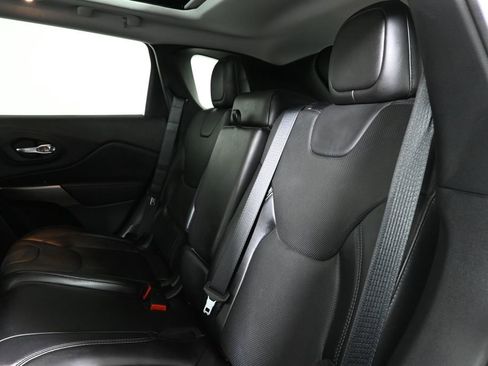 Used 2021 Jeep Cherokee Limited w/ Elite Package image 4