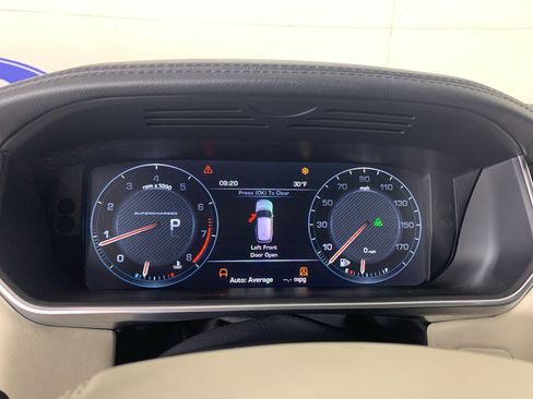Used 2016 Land Rover Range Rover Long Wheelbase Supercharged image 22
