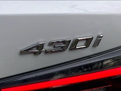 Used 2021 BMW 430i Coupe w/ M Sport Package image 11