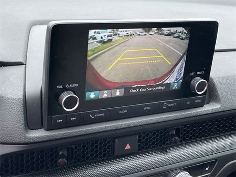 Used 2024 Honda CR-V EX image 17