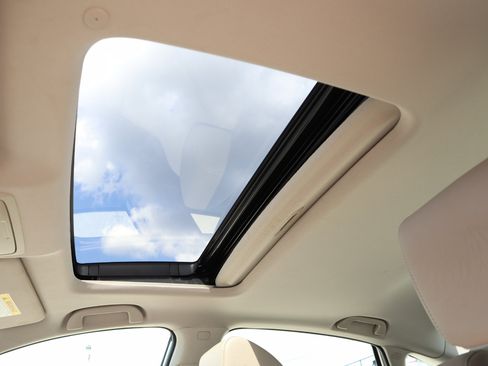 Used 2018 Honda Accord EX-L image 26