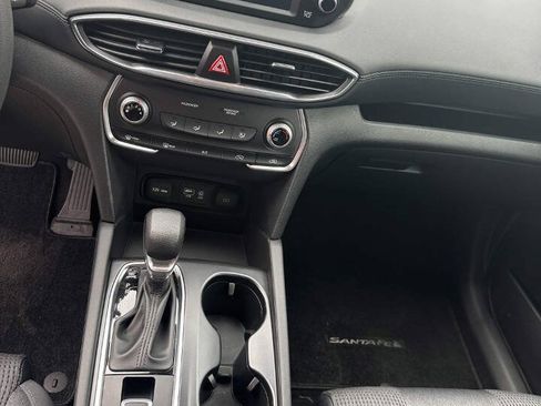 Used 2020 Hyundai Santa Fe SE FWD image 6