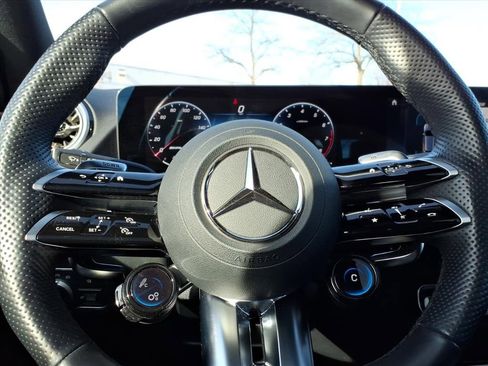 Used 2025 Mercedes-Benz GLA 35 AMG 4MATIC image 22