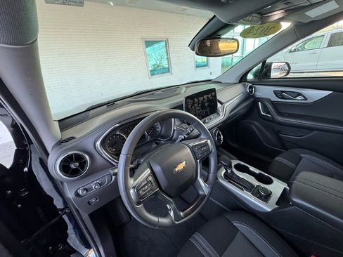 Used 2024 Chevrolet Blazer LT w/ Convenience Package image 12