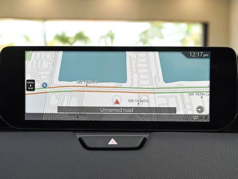 Used 2024 MAZDA CX-90 Plug-In Hybrid w/ Premium Pkg image 15