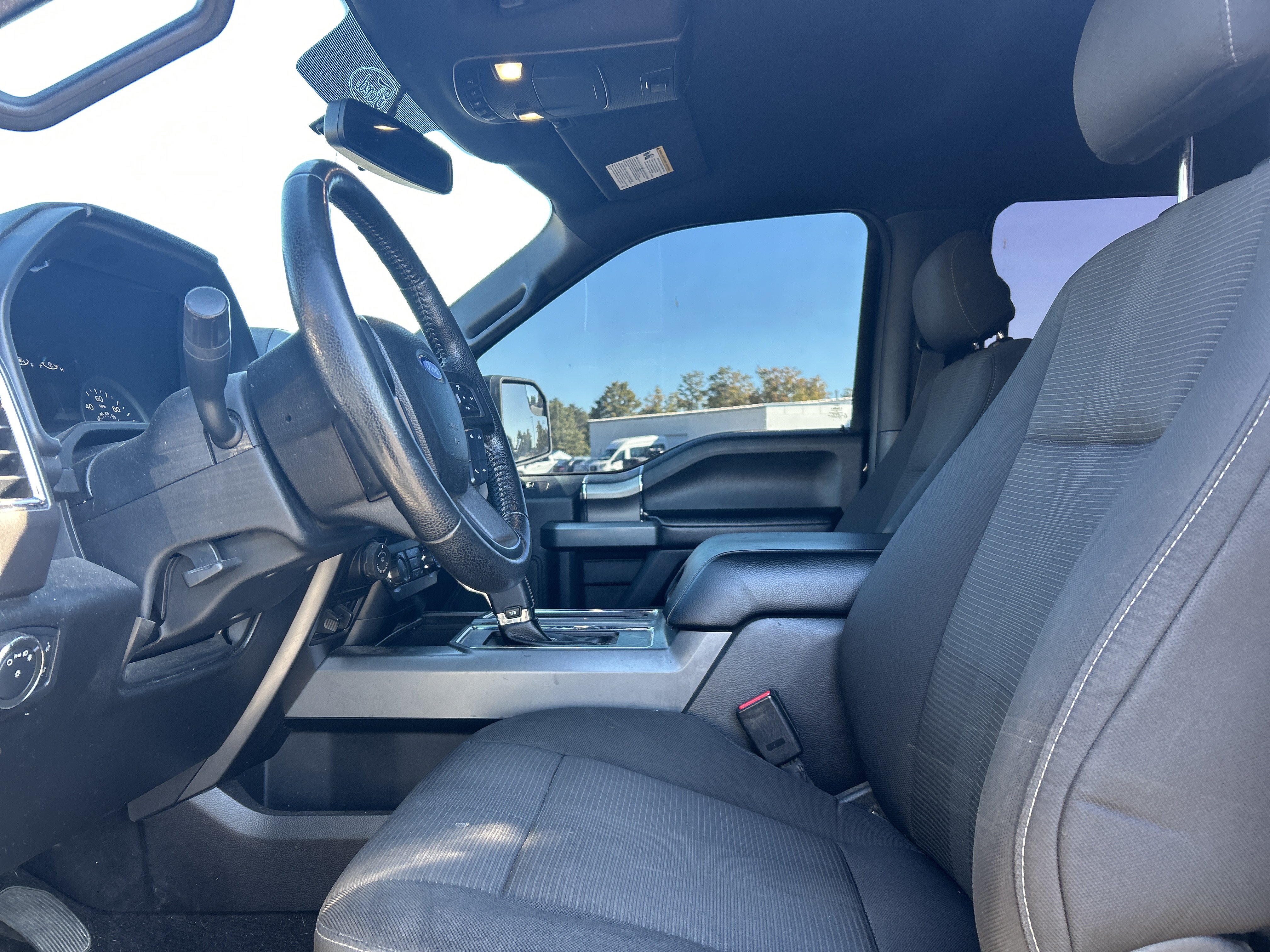 Used 2016 Ford F150 XLT w/ Equipment Group 302A Luxury AWD/4WD image 10