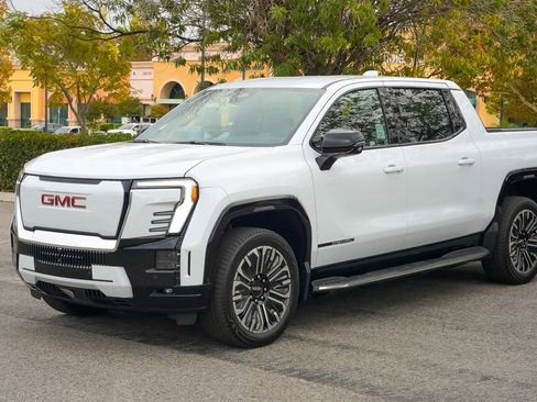 Used 2026 GMC Sierra EV Denali image 3