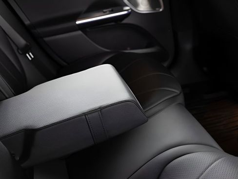 Used 2023 Mercedes-Benz EQE 350+ 4MATIC Sedan image 67