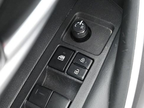 Certified 2024 Toyota Corolla SE w/ SE Premium Package FWD image 11