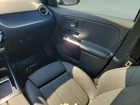 Certified 2026 Mercedes-Benz GLA 250 image 9