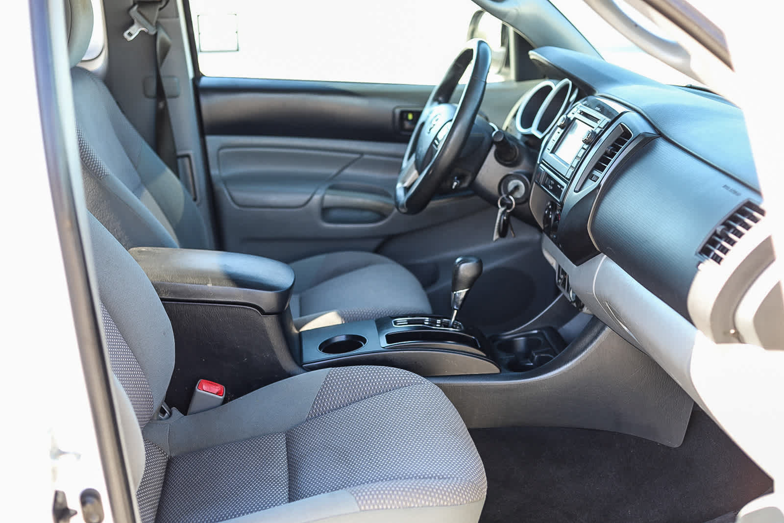 Used 2013 Toyota Tacoma 2WD Access Cab w/ Convenience Pkg image 19