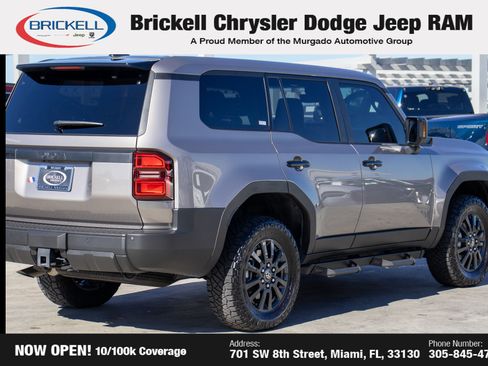 Used 2024 Toyota Land Cruiser image 5