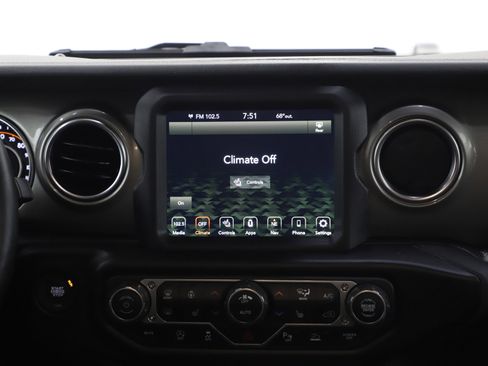 Used 2022 Jeep Wrangler Unlimited Sahara w/ LED Lighting Group image 15