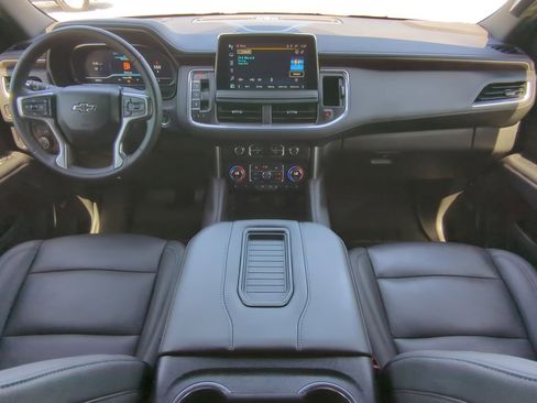 Used 2024 Chevrolet Suburban Z71 w/ Z71 Off-Road Package AWD/4WD image 13