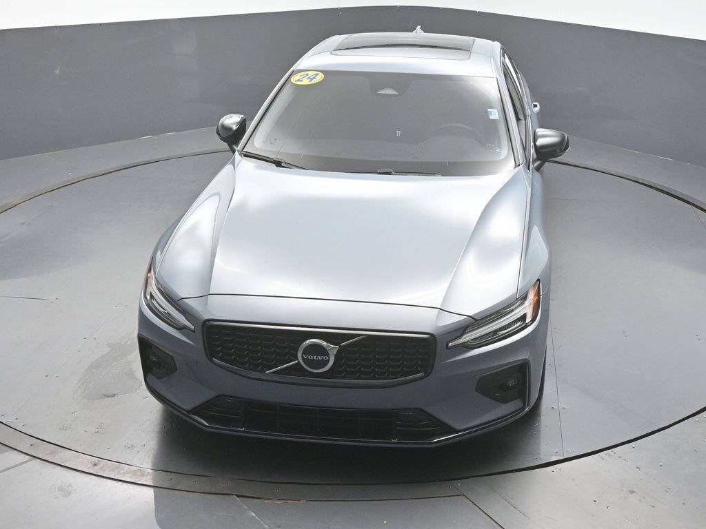 Used 2024 Volvo S60 B5 Core FWD image 41