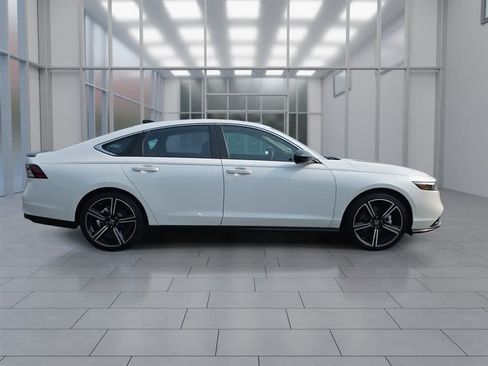 Certified 2025 Honda Accord Sport image 2