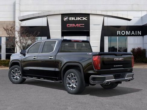 New 2026 GMC Sierra 1500 SLT image 3