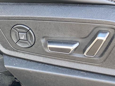 Used 2023 Audi e-tron Chronos w/ Chronos Package image 14