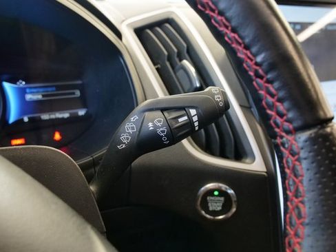 Used 2022 Ford Edge ST-Line w/ Class II Trailer Tow Package image 26