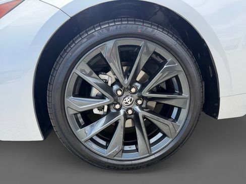 Certified 2026 Toyota Corolla SE w/ SE Package FWD image 12