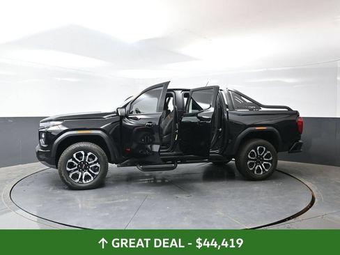 Used 2025 GMC Canyon AT4 w/ Nightfall Edition AWD/4WD image 59