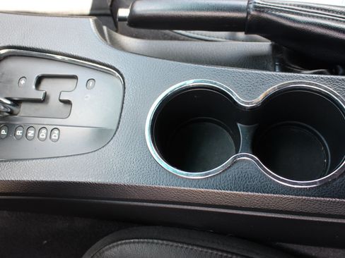 Used 2005 Ford Thunderbird RWD image 14
