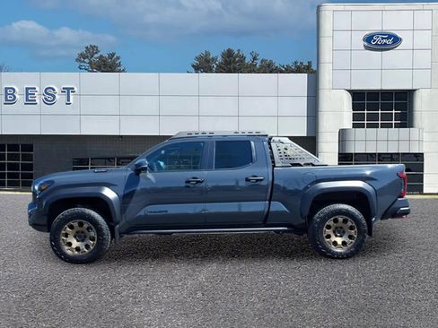 Used 2025 Toyota Tacoma 4x4 Double Cab Hybrid w/ Tow Tech Package image 8