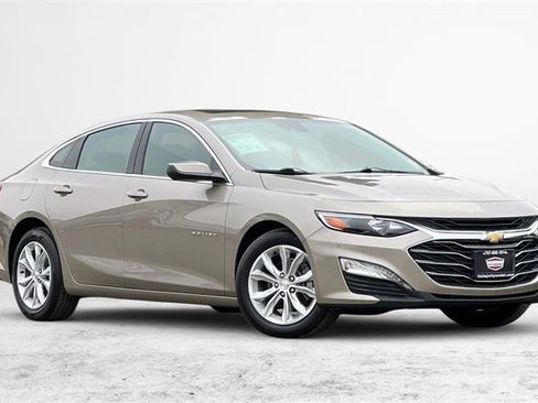 Used 2024 Chevrolet Malibu LT image 1