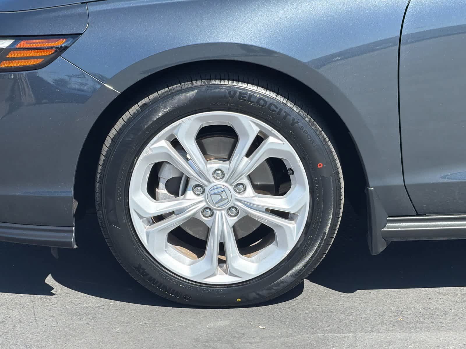 Used 2025 Honda Accord LX image 29