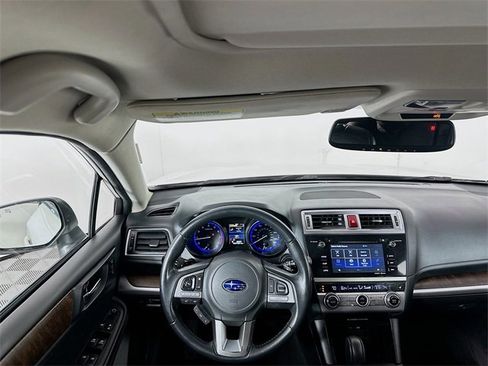 Used 2016 Subaru Outback 2.5i Limited image 23