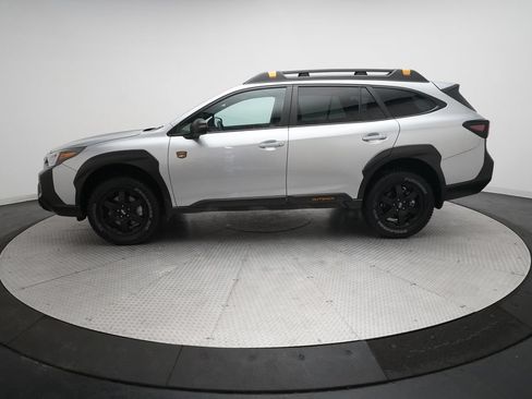 Used 2025 Subaru Outback Wilderness AWD/4WD image 25