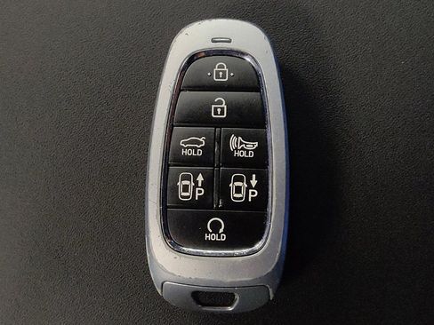 Used 2022 Hyundai Sonata Limited w/ Preferred Accessory Package FWD image 33