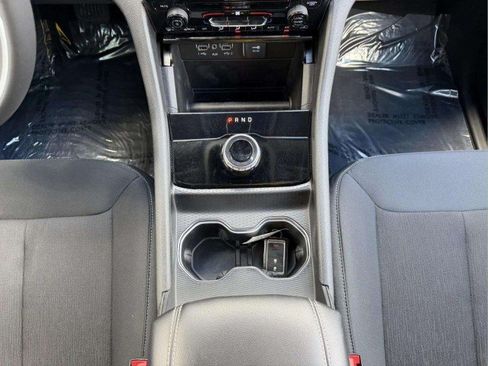 Used 2023 Jeep Grand Cherokee Laredo w/ MOPAR Finishing Package AWD/4WD image 16