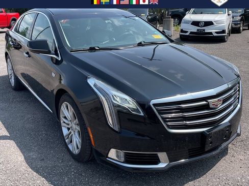 Used 2018 Cadillac XTS Luxury AWD/4WD image 1
