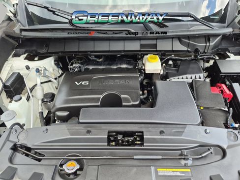 Used 2022 Nissan Pathfinder SL w/ SL Premium Package FWD image 7