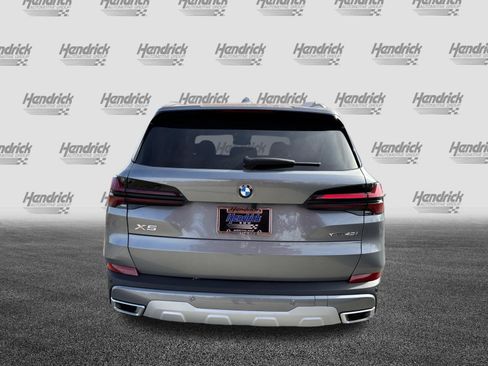Certified 2026 BMW X5 xDrive40i AWD/4WD image 8