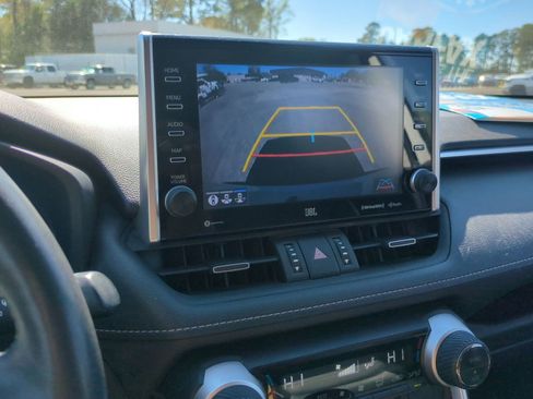 Used 2022 Toyota RAV4 Limited AWD/4WD image 14