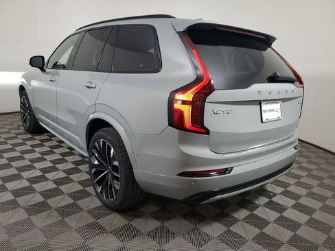 New 2026 Volvo XC90 T8 Ultra w/ Protection Package Premier AWD/4WD image 4