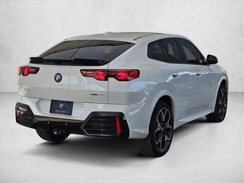 Used 2026 BMW X2 xDrive28i w/ Technology Package AWD/4WD image 5