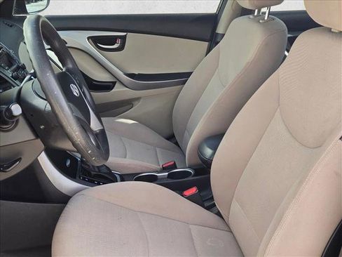 Used 2016 Hyundai Elantra SE image 15