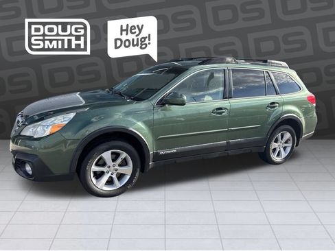 Used 2014 Subaru Outback 3.6R Limited w/ Moonroof Package AWD/4WD image 1