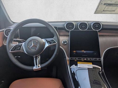 Used 2026 Mercedes-Benz GLC 300 image 13