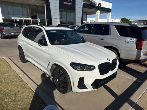 Used 2022 BMW X3 M40i image 2