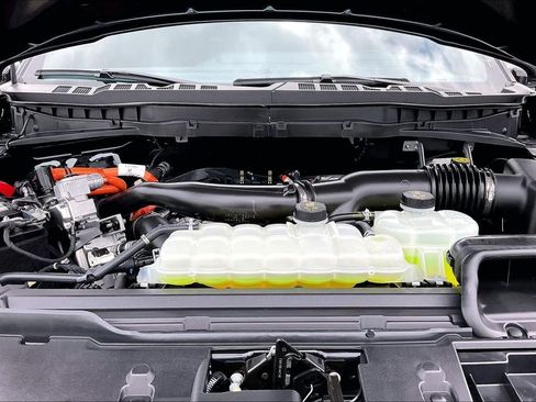 Used 2025 Ford F150 King Ranch w/ FX4 Off-Road Package image 31