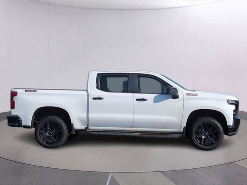 Used 2021 Chevrolet Silverado 1500 LT Trail Boss w/ Bed Protection Package AWD/4WD image 8