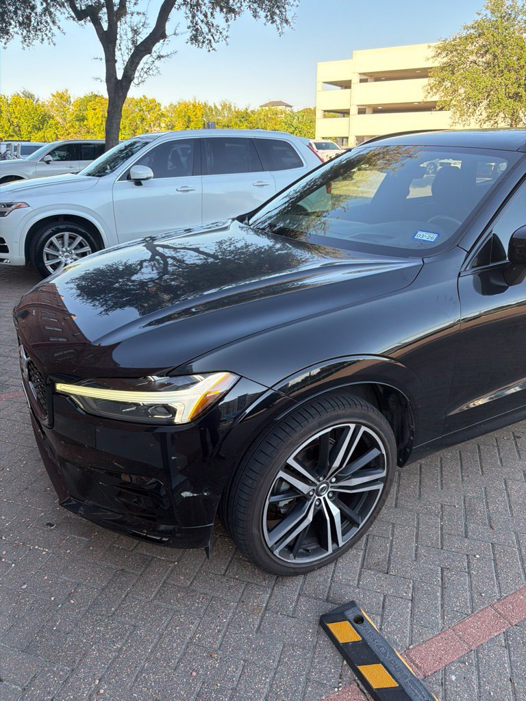 Used 2021 Volvo XC60 T5 R-Design w/ Protection Package Premier AWD/4WD image 1