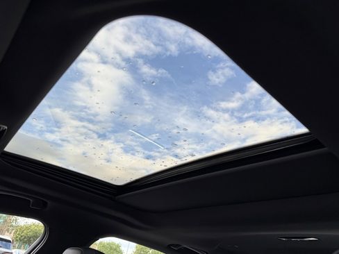 Used 2025 BMW 530i image 21